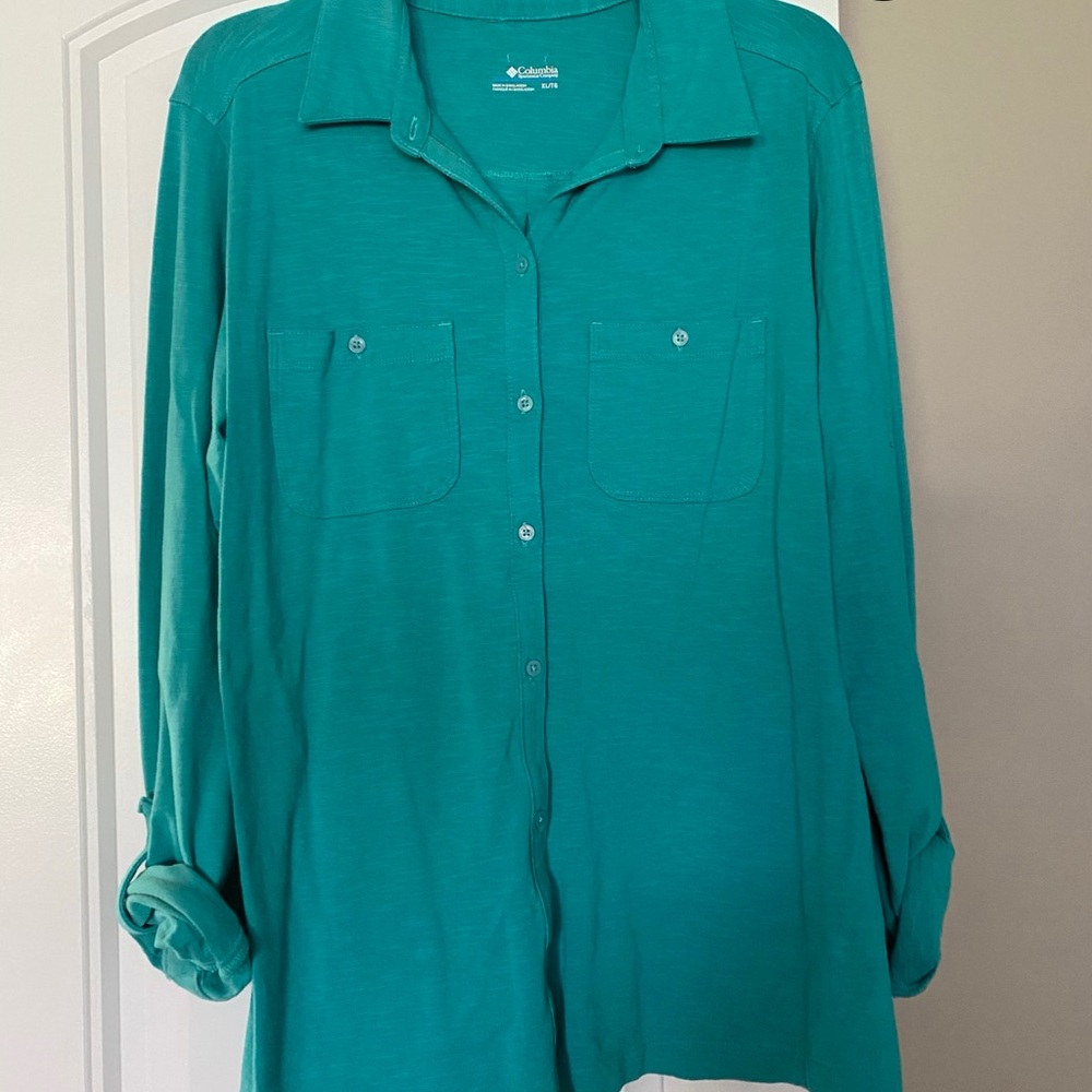 Columbia Teal Button Up